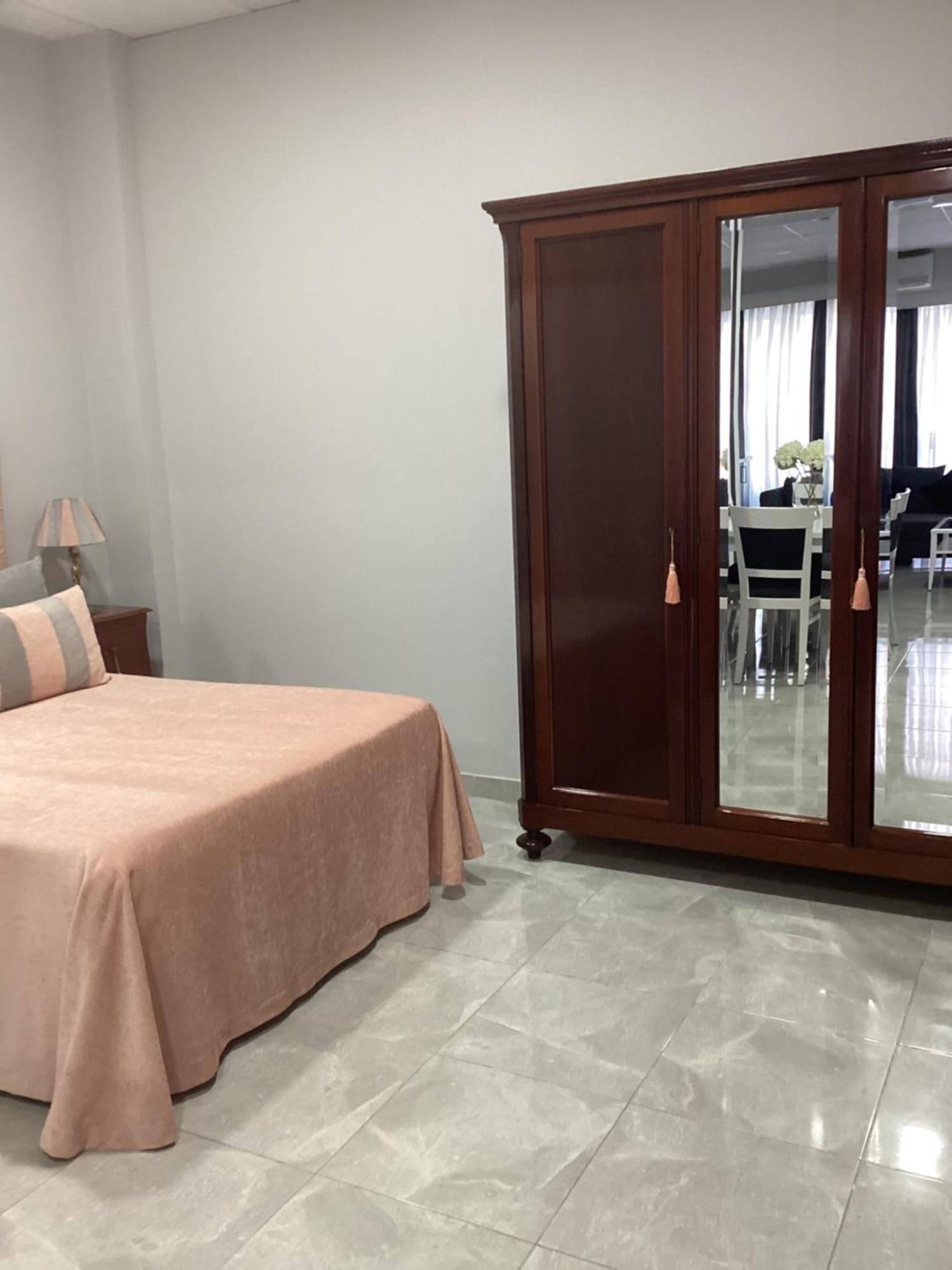 Maria Y Juan Apartamento Con Garaje Sanlúcar de Barrameda Eksteriør billede